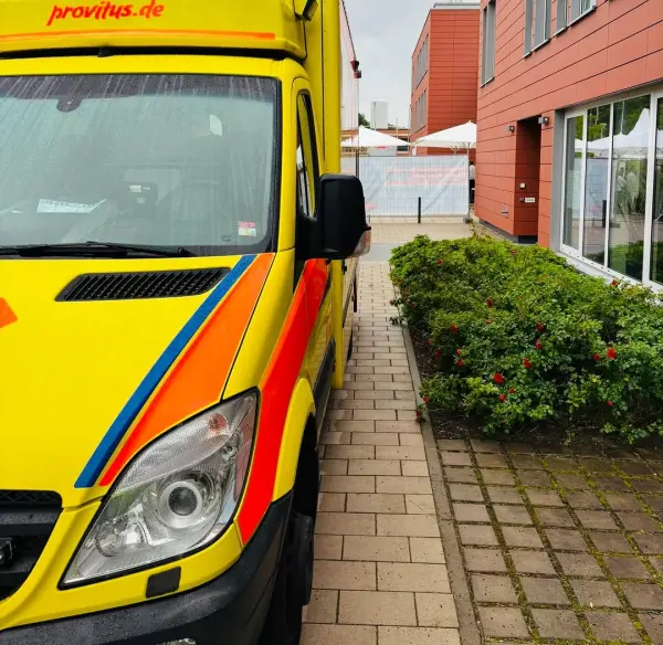 Heute ist unser Sanitätsdienst zum Sommerfest der Handwerkskammer gebucht. ...