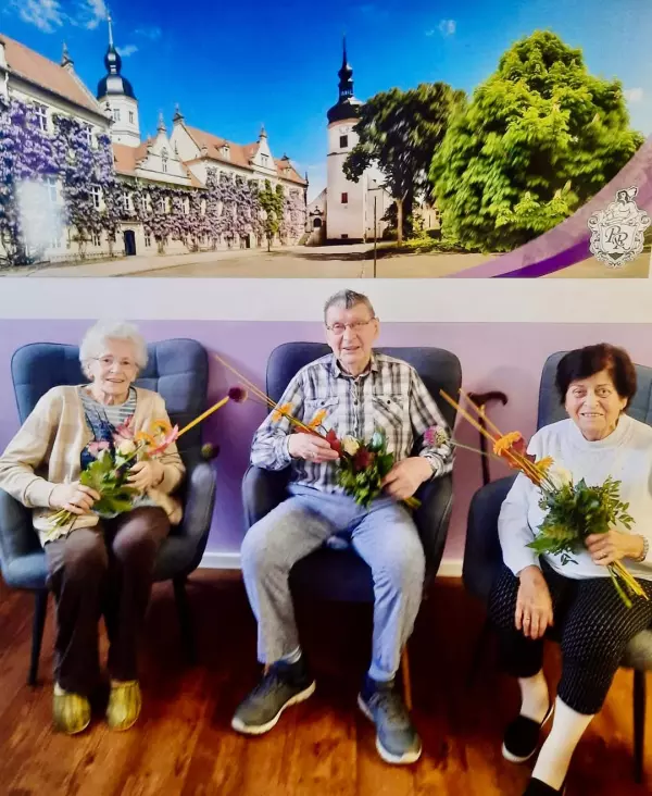 🗳️ Neues aus der #RiesaResidenz! 🎉 Diese Woche wurde unser Bewohnerbeirat g ...